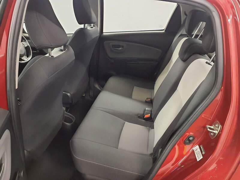 Used Toyota Yaris 2017 for sale - 76106305: Photo 10