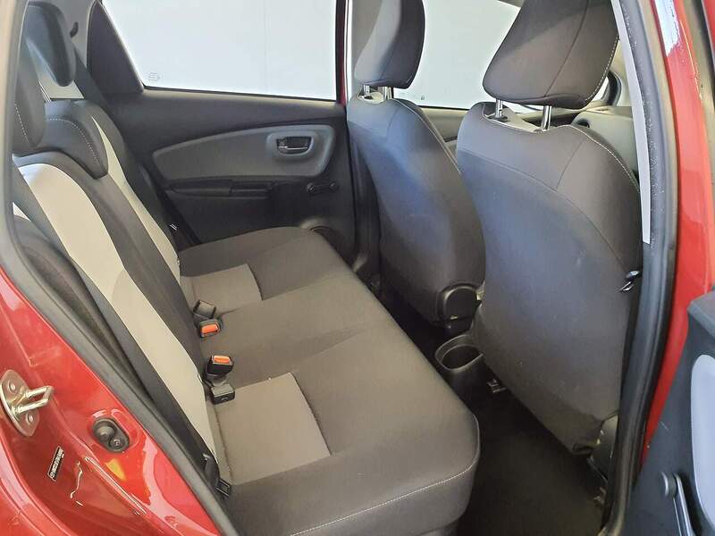 Used Toyota Yaris 2017 for sale - 76106305: Photo 11