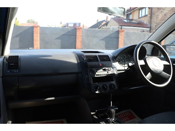 Used Volkswagen Polo 2003 for sale - 76113604: Photo 32