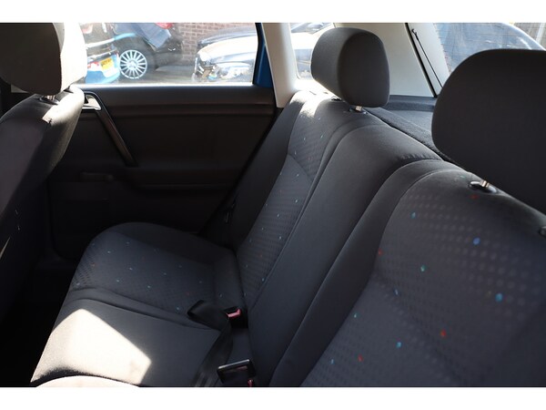 Used Volkswagen Polo 2003 for sale - 76113604: Photo 33