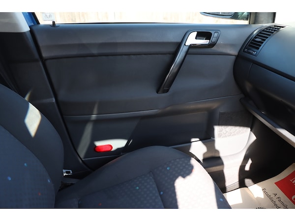 Used Volkswagen Polo 2003 for sale - 76113604: Photo 38