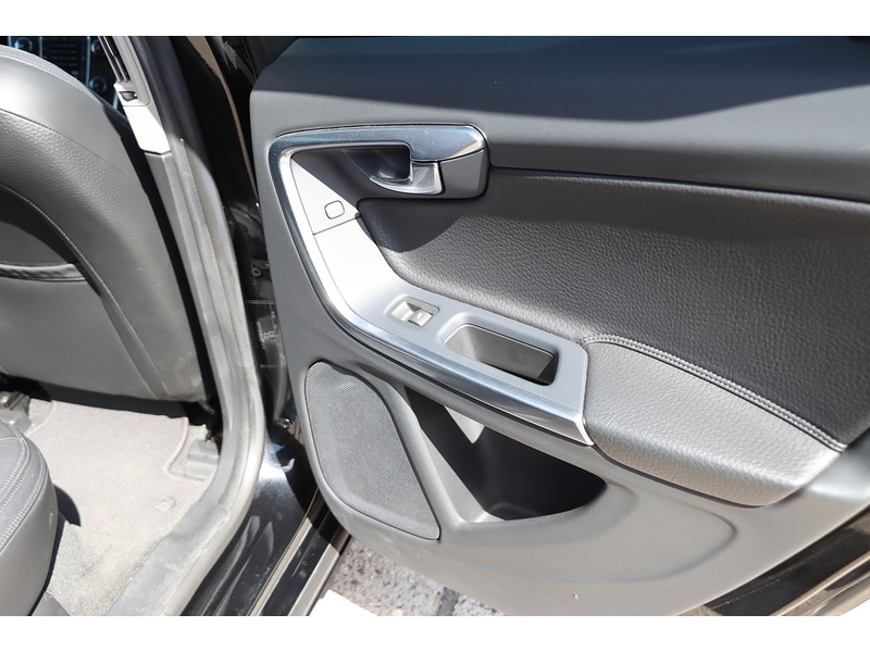 Used Volvo V60 for sale - 75542940: Photo 23