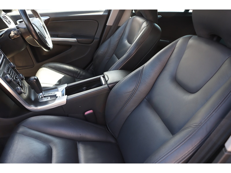 Used Volvo V60 for sale - 75542940: Photo 26