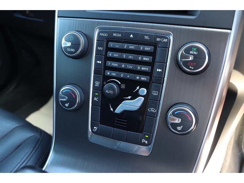 Used Volvo V60 for sale - 75542940: Photo 5