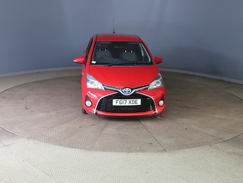 Used Toyota Yaris 2017 for sale - 79755625: Photo