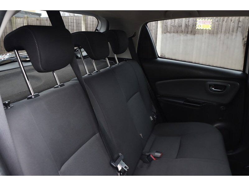 Used Toyota Yaris 2016 for sale - 77303219: Photo 26