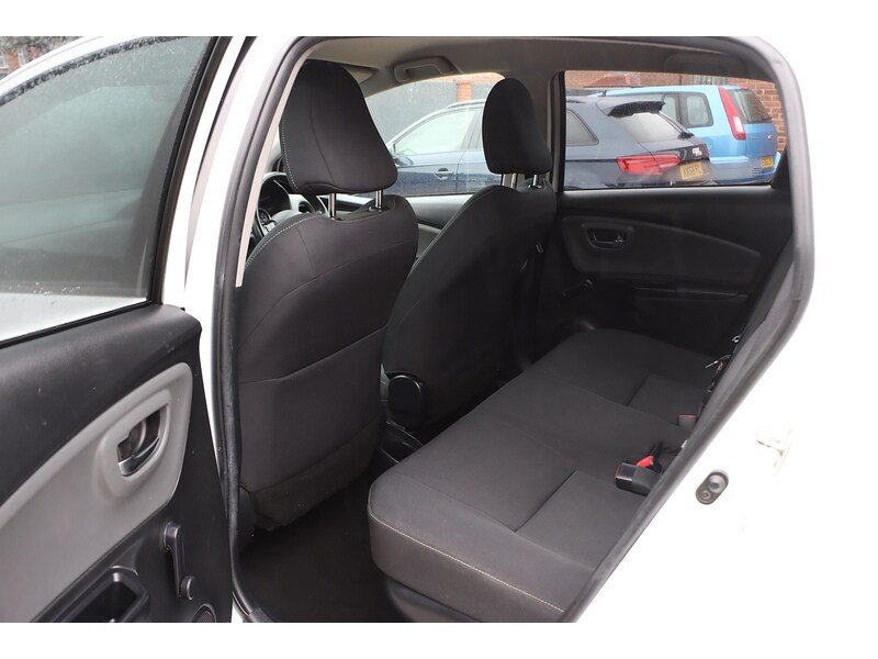 Used Toyota Yaris 2016 for sale - 77303219: Photo 33