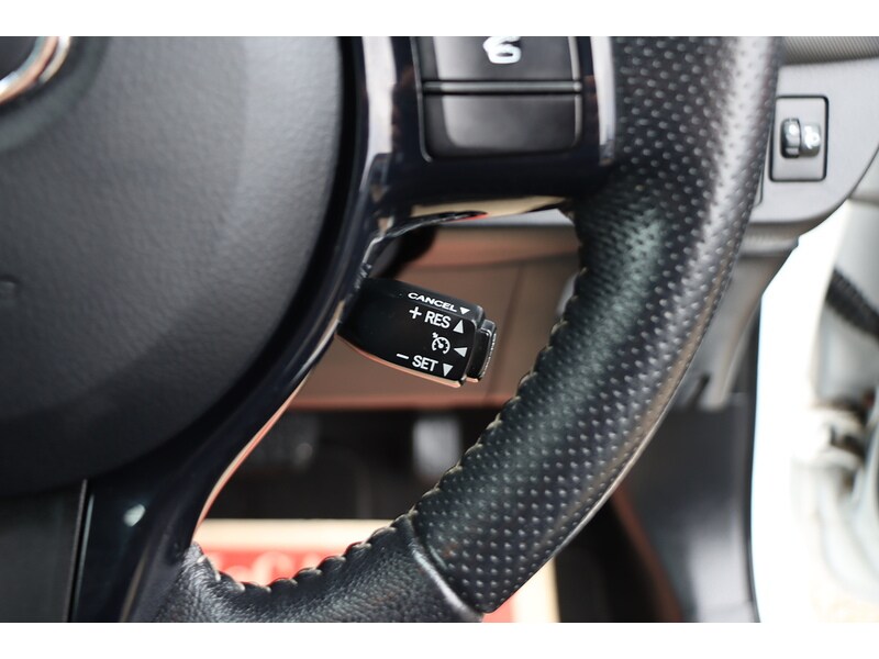 Used Toyota Yaris 2016 for sale - 77303219: Photo 44