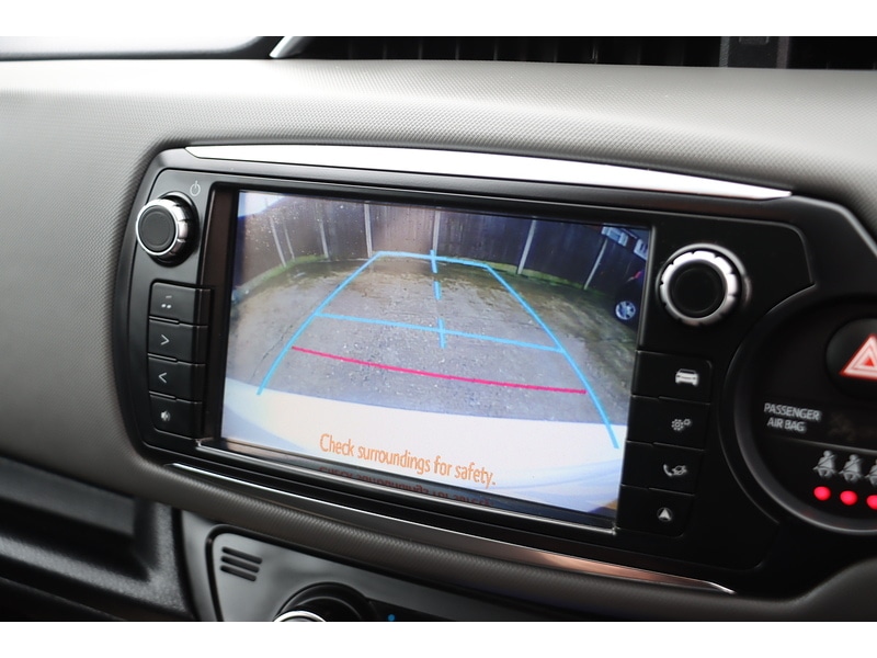 Used Toyota Yaris 2016 for sale - 77303219: Photo 6