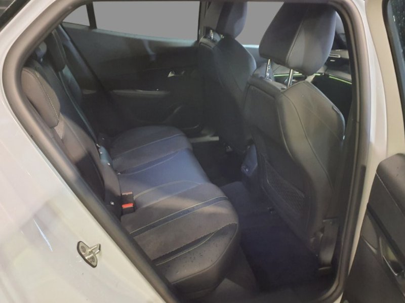 Used Peugeot 2008 2023 for sale - 76439453: Photo 8
