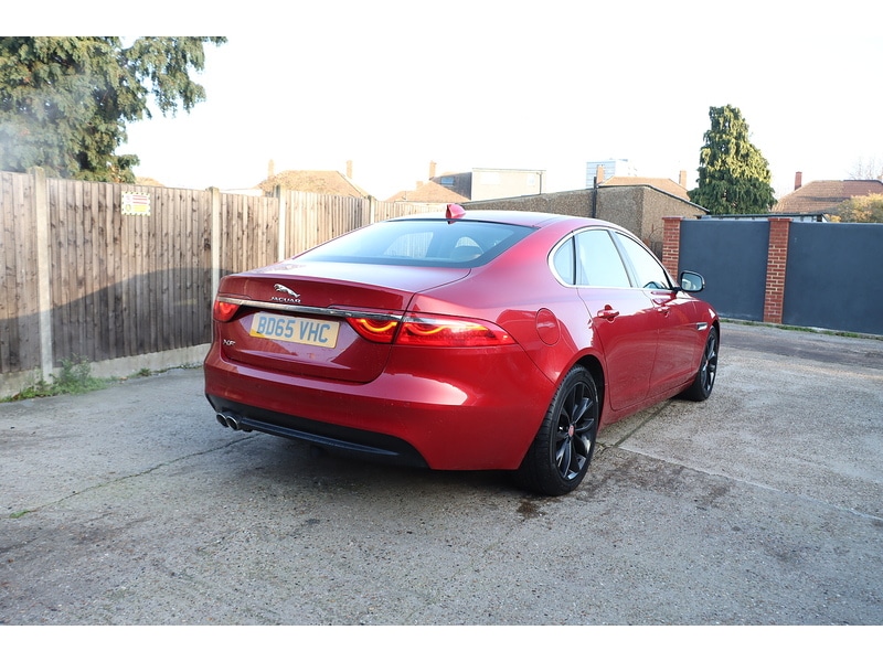 Used Jaguar XE 2015 for sale - 77072845: Photo 5