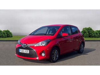 Used Toyota Yaris 2015 for sale - 79579250: Photo
