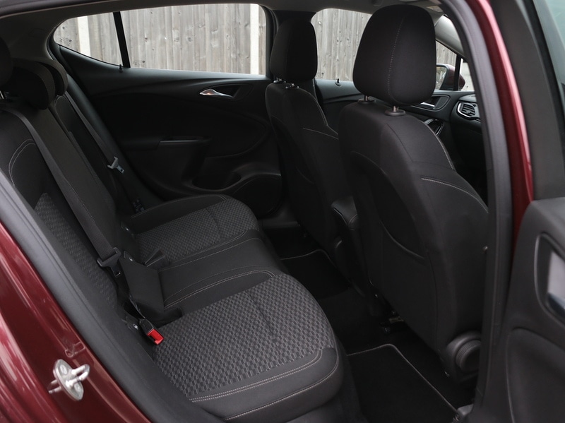 Used Vauxhall Astra 2018 for sale - 77049132: Photo 19