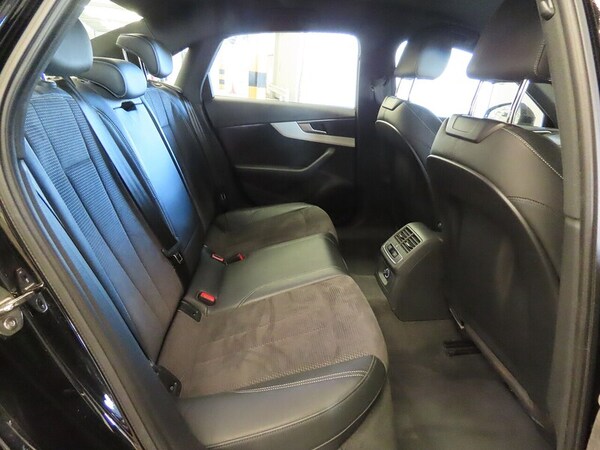 Used Audi A4 2018 for sale - 76197302: Photo 10