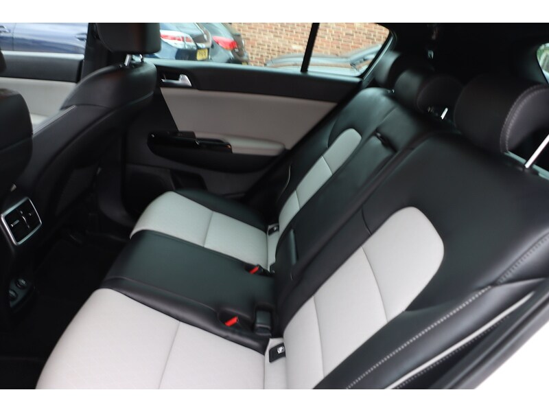 Used Kia Sportage 2021 for sale - 76461169: Photo 37