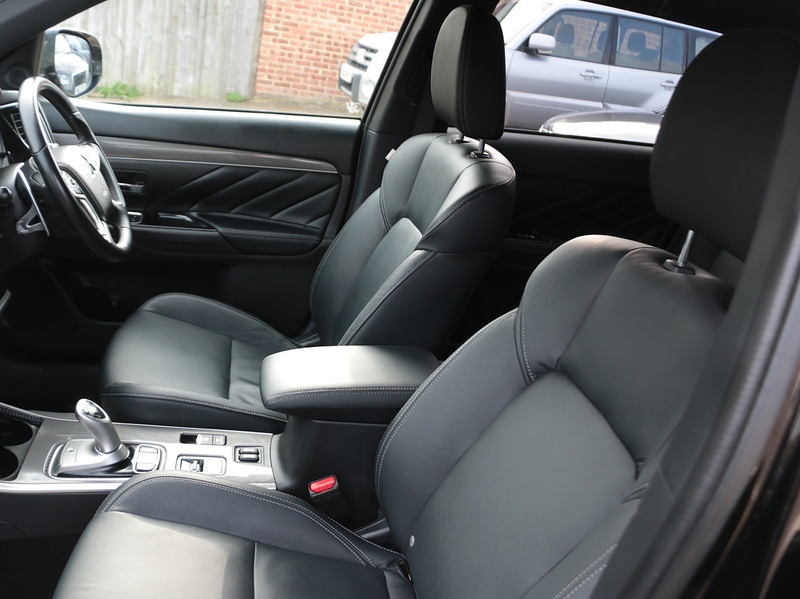 Used Mitsubishi Outlander 2019 for sale - 76323805: Photo 31