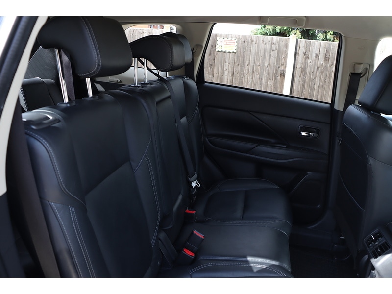 Used Mitsubishi Outlander 2020 for sale - 75877987: Photo 16