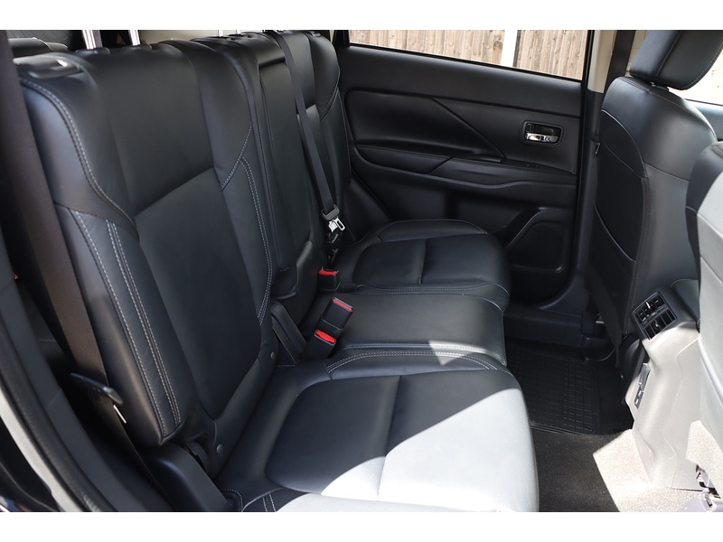 Used Mitsubishi Outlander 2020 for sale - 75877987: Photo 17