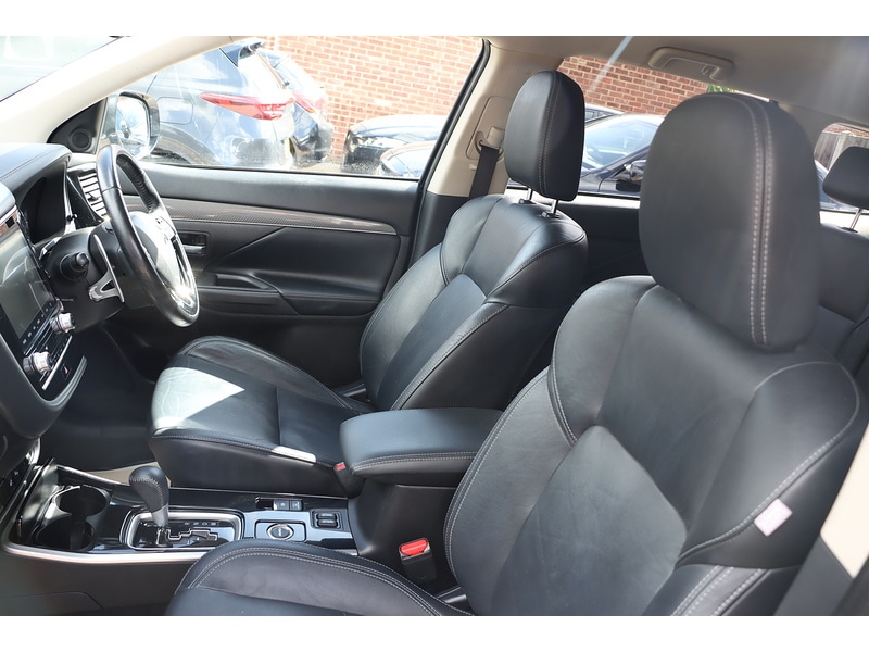 Used Mitsubishi Outlander 2020 for sale - 75877987: Photo 21