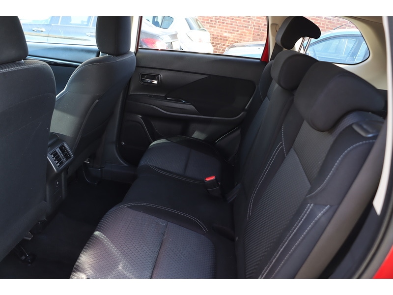 Used Mitsubishi Outlander 2020 for sale - 77651140: Photo 31