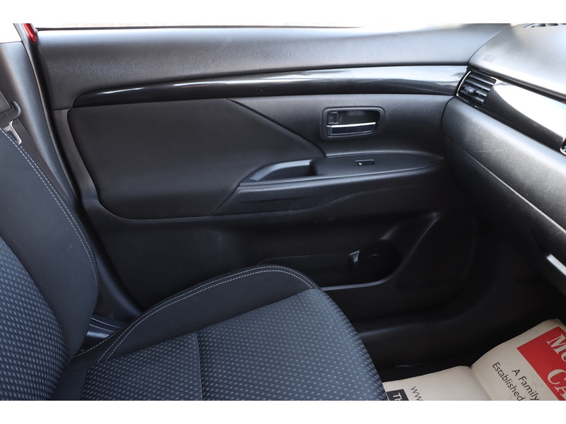 Used Mitsubishi Outlander 2020 for sale - 77651140: Photo 35