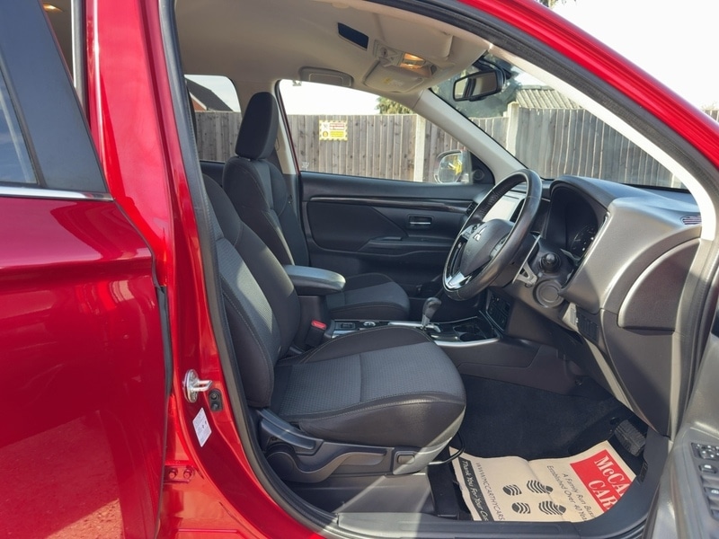 Used Mitsubishi Outlander 2020 for sale - 77651140: Photo 40