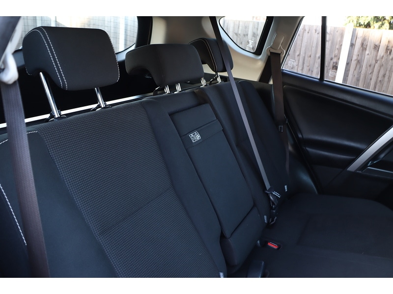 Used Toyota RAV4 2016 for sale - 76791214: Photo 13