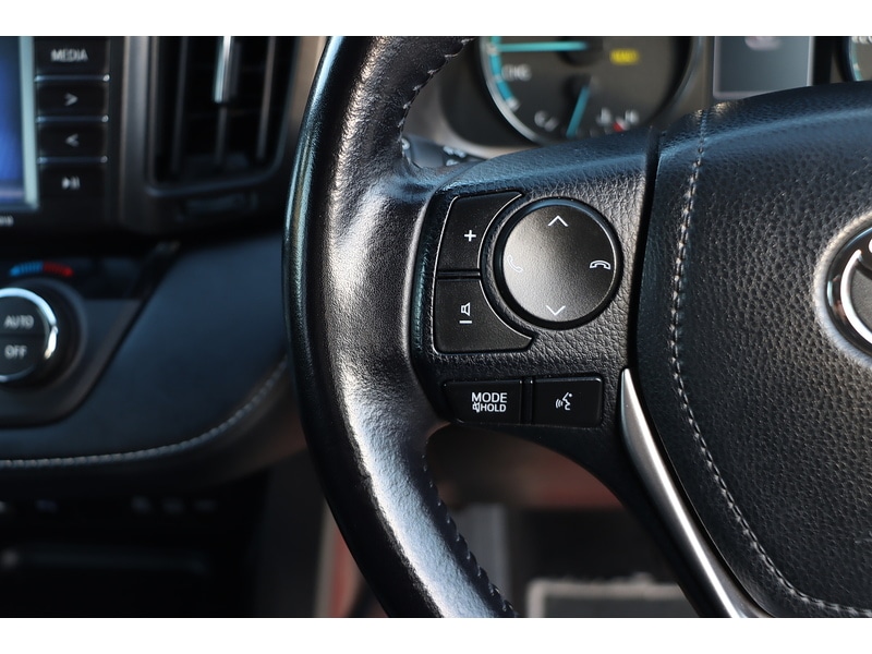 Used Toyota RAV4 2016 for sale - 76791214: Photo 34