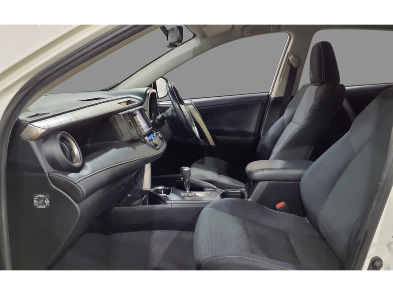 Used Toyota RAV4 2016 for sale - 76791214: Photo 8