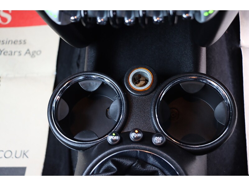 Used MINI Convertible 2010 for sale - 76791209: Photo 29