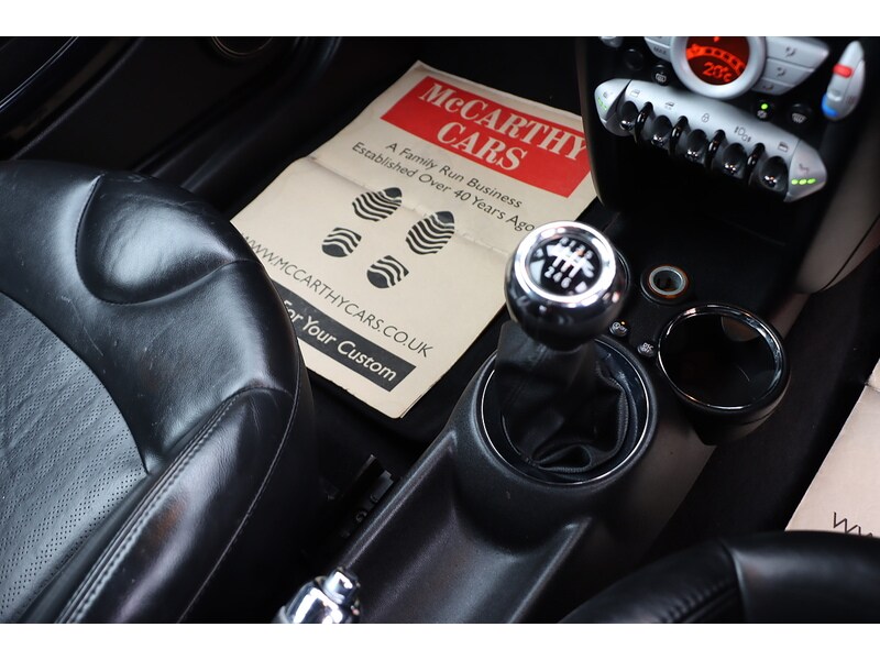 Used MINI Convertible 2010 for sale - 76791209: Photo 31