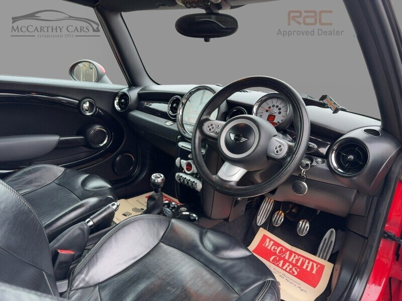 Used MINI Convertible 2010 for sale - 76791209: Photo 38