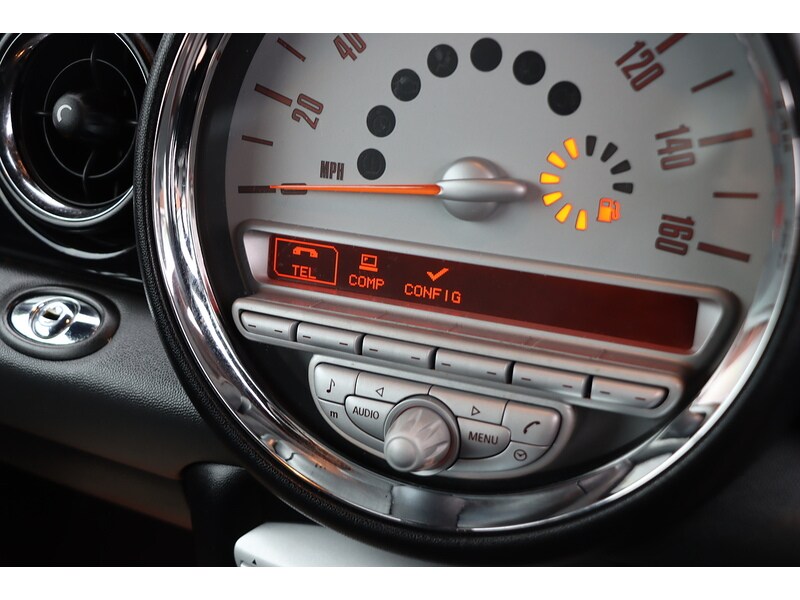 Used MINI Convertible 2010 for sale - 76791209: Photo 47