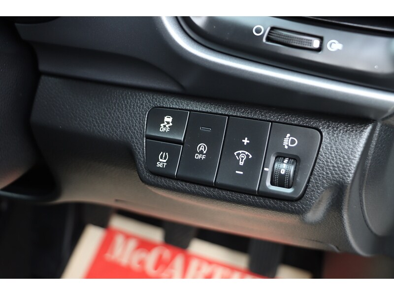 Used Kia Stonic 2021 for sale - 76148370: Photo 12