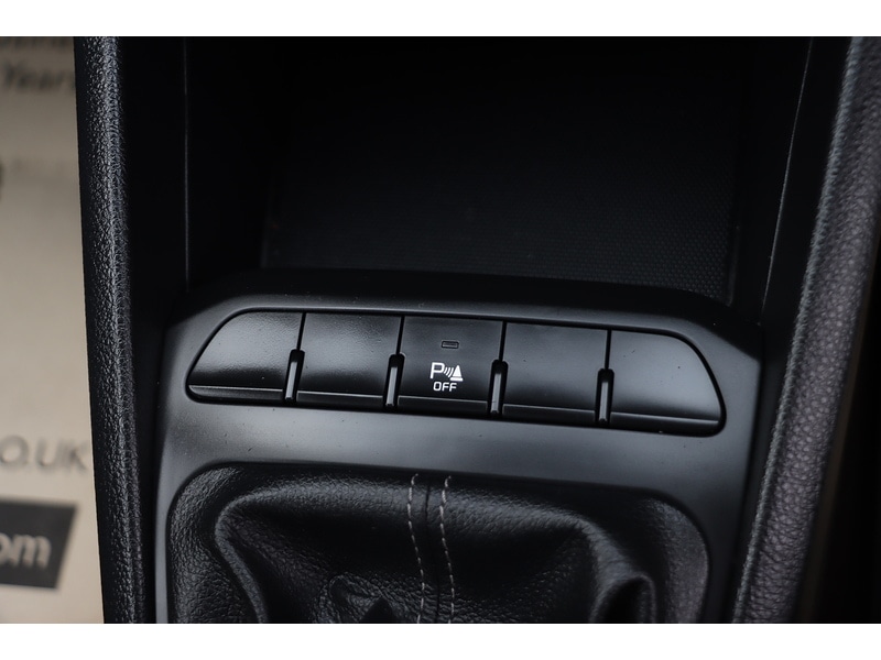 Used Kia Stonic 2021 for sale - 76148370: Photo 13