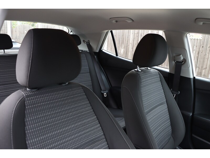 Used Kia Stonic 2021 for sale - 76148370: Photo 23