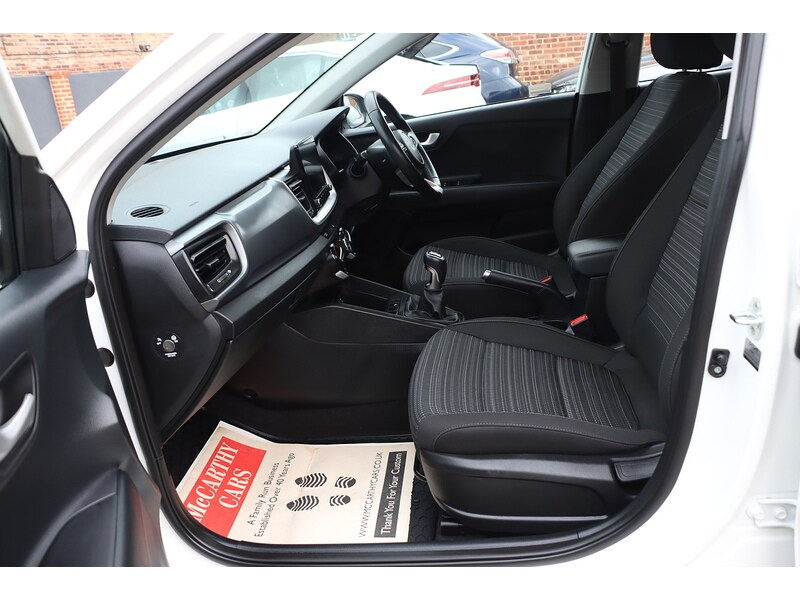 Used Kia Stonic 2021 for sale - 76148370: Photo 33