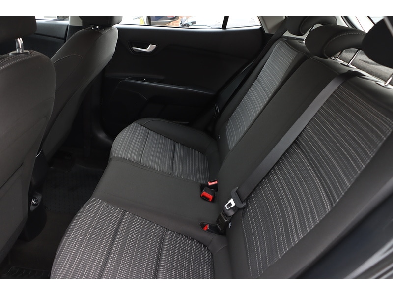 Used Kia Stonic 2021 for sale - 76148370: Photo 38