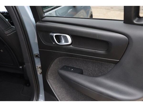 Used Volvo XC40 2022 for sale - 76148366: Photo 16