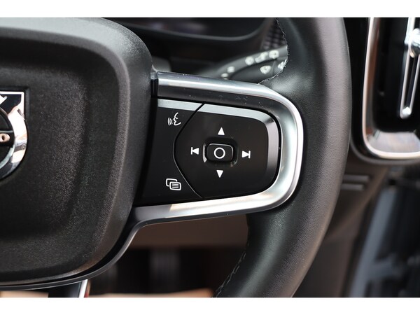 Used Volvo XC40 2022 for sale - 76148366: Photo 35