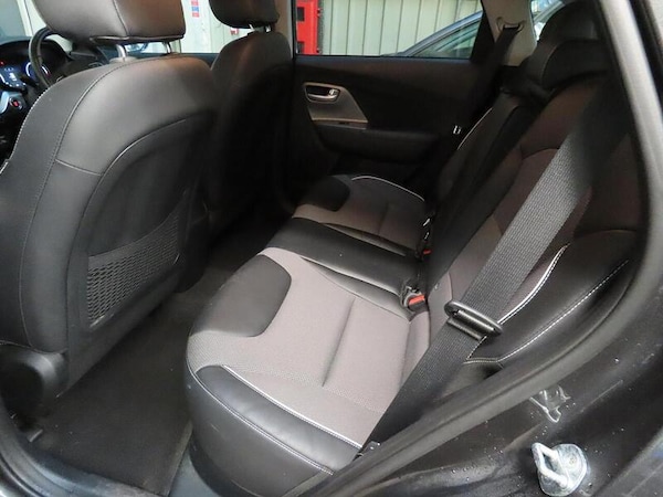 Used Kia Niro 2021 for sale - 76232405: Photo 9