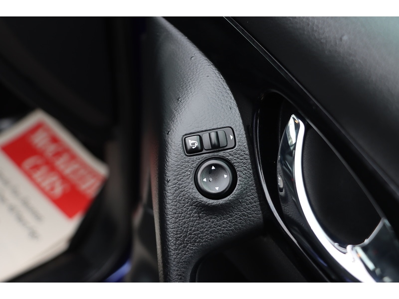 Used Nissan Qashqai 2015 for sale - 78054252: Photo 11