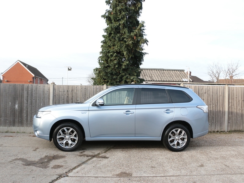 Used Mitsubishi Outlander 2015 for sale - 77027657: Photo 11