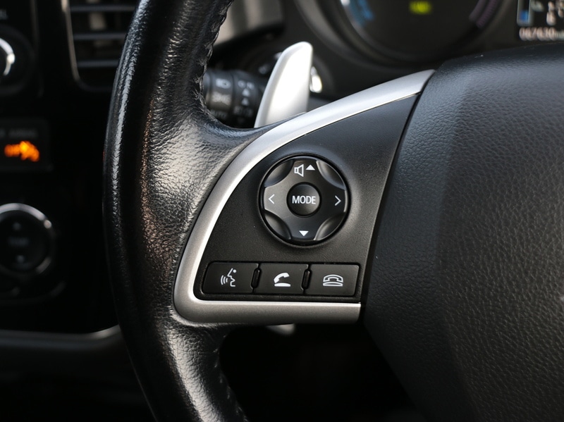 Used Mitsubishi Outlander 2015 for sale - 77027657: Photo 33