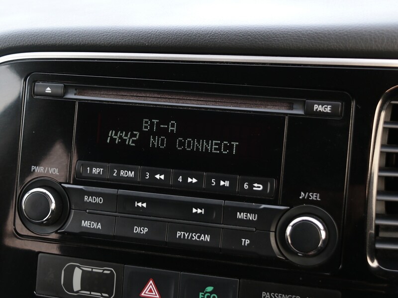 Used Mitsubishi Outlander 2015 for sale - 77027657: Photo 49