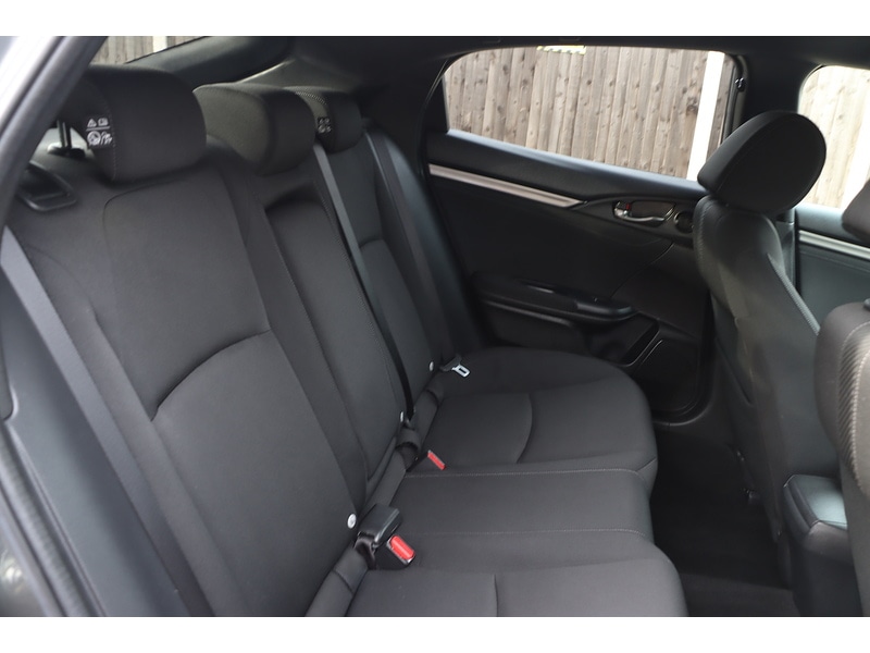 Used Honda Civic 2019 for sale - 76461145: Photo 27