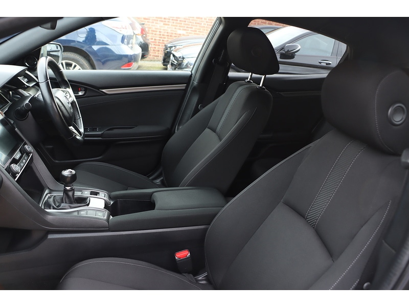 Used Honda Civic 2019 for sale - 76461145: Photo 31