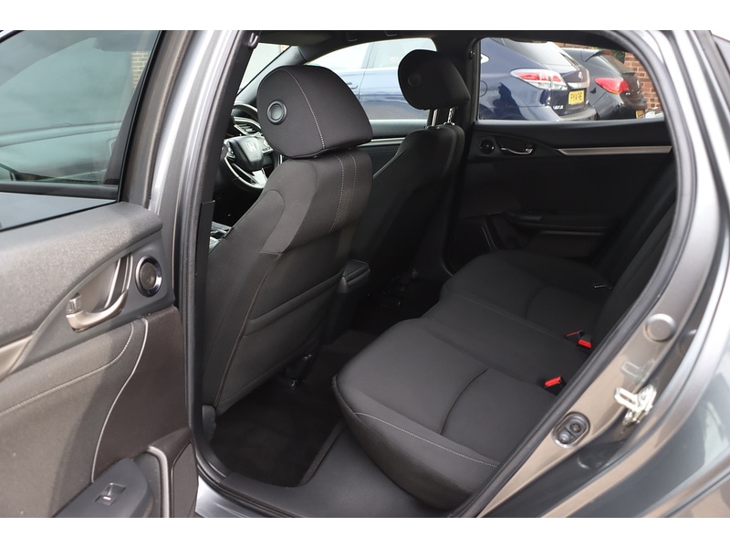 Used Honda Civic 2019 for sale - 76461145: Photo 32