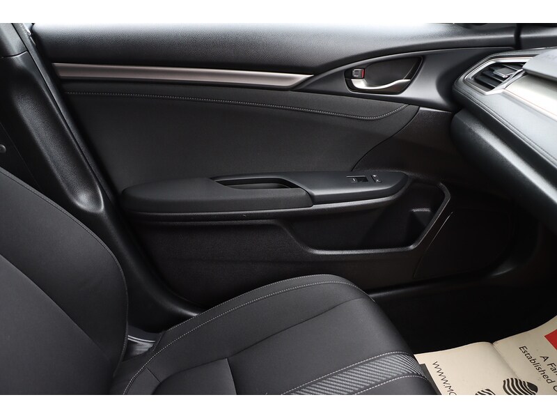 Used Honda Civic 2019 for sale - 76461145: Photo 36