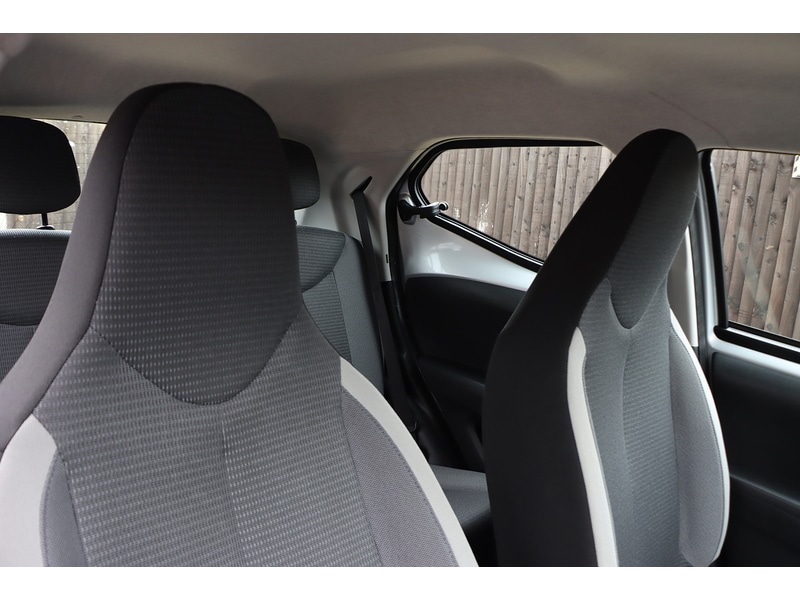 Used Toyota AYGO 2020 for sale - 77159058: Photo 20